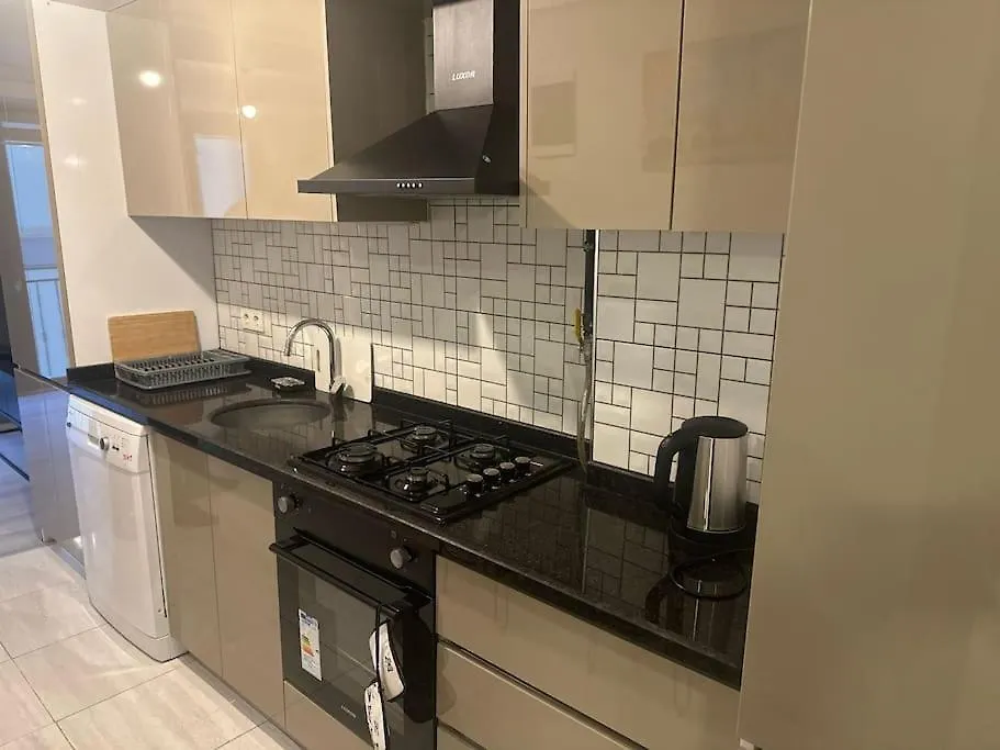 Sisli De Modern Merkezi Konumda 2 Estambul Apartamento